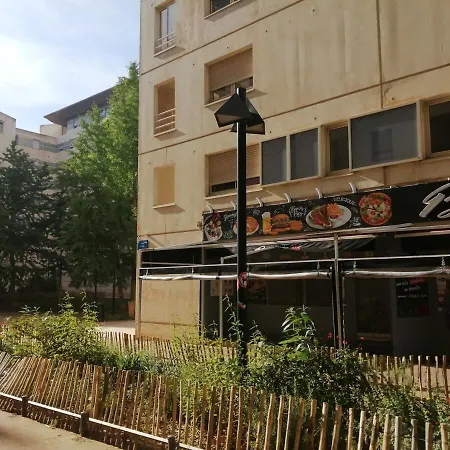 Acadie : Quartier Antigone, Ascenseur Tramway Calme 아파트
