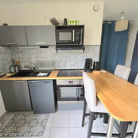 Acadie : Quartier Antigone, Ascenseur Tramway Calme Appartement Montpellier